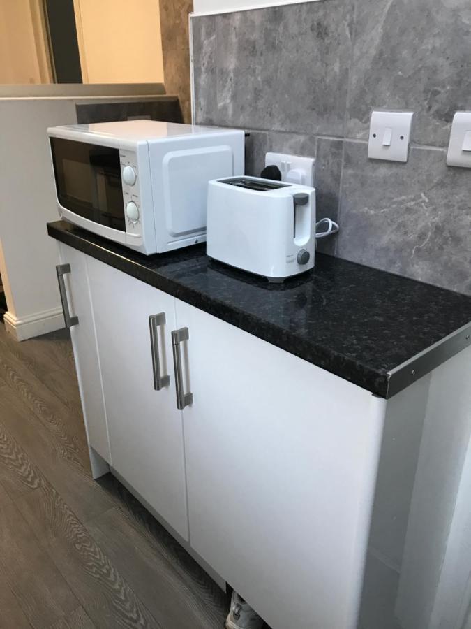 2 Bedroom Apartment Плімут Екстер'єр фото